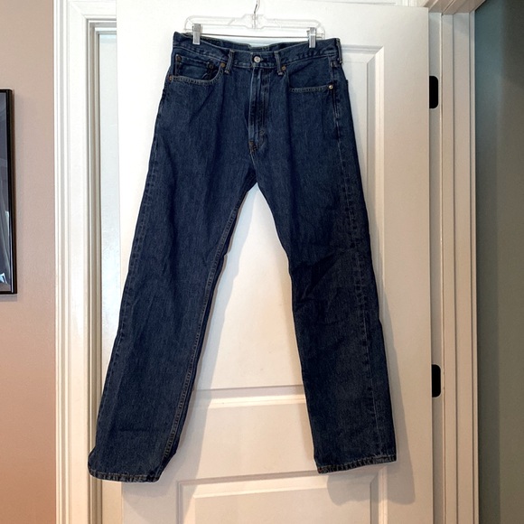 Men’s Levi’s 505 dark wash denim 35W X 32L. Excellent condition! - Picture 1 of 9